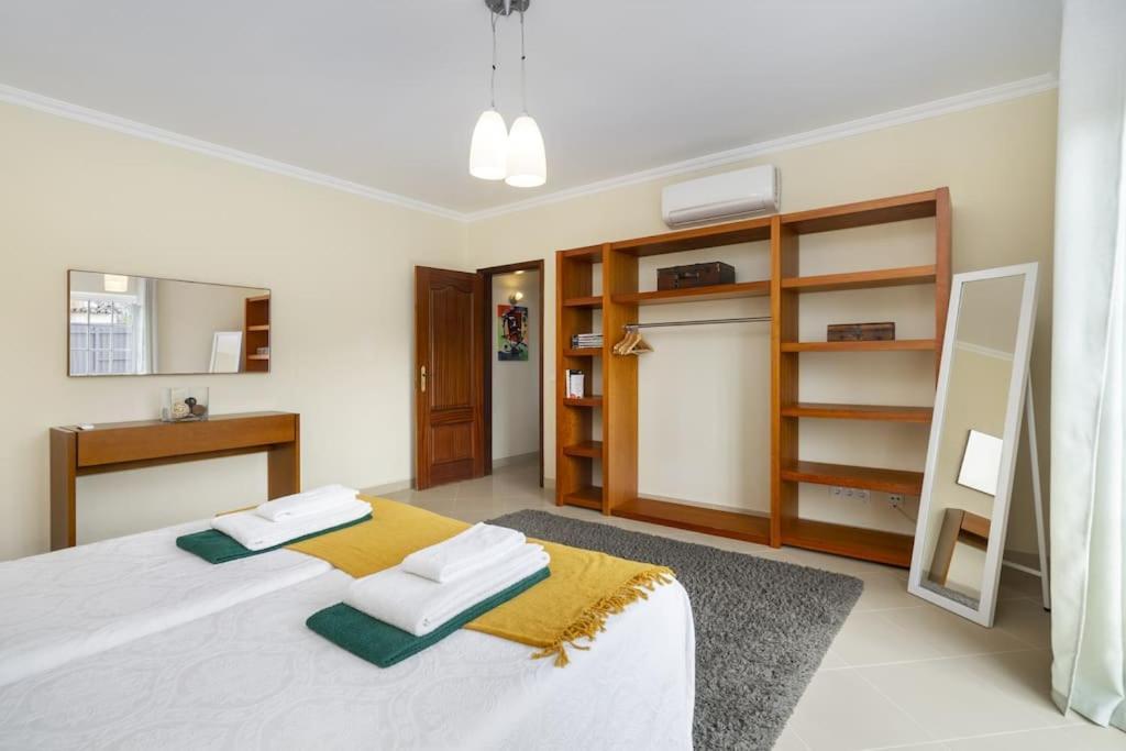 Villa Arade Riverside - Jacuzzi And Heated Pool By Side Villas シルヴェス エクステリア 写真